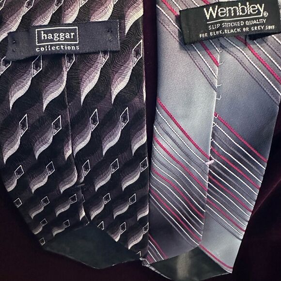 Set of 2 gray ties - Wembley & Hangar - Picture 2 of 3